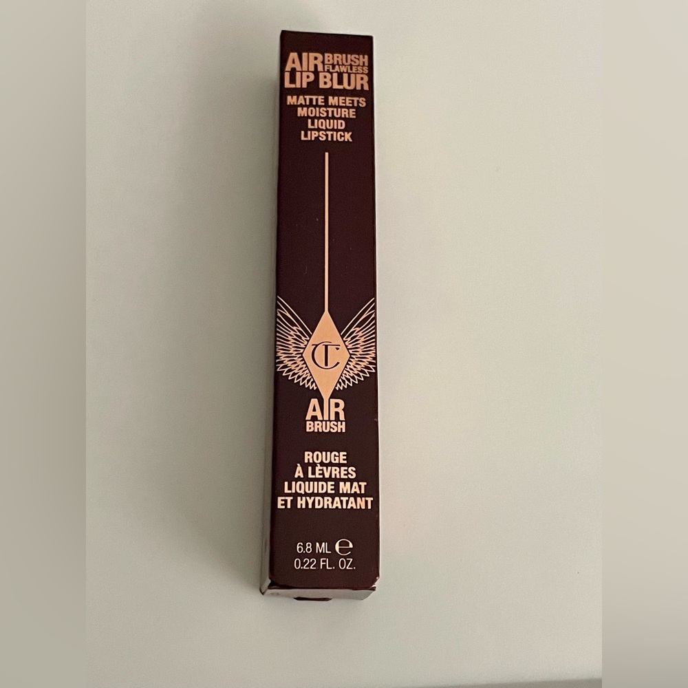 Charlotte Tilbury Airbrush Matte Liquid Lipstick in “Pillow Talk Blur”